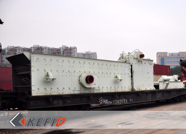 Jaw Crusher and Vibrating Screen