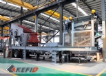 Mobile crushing plant in assembly